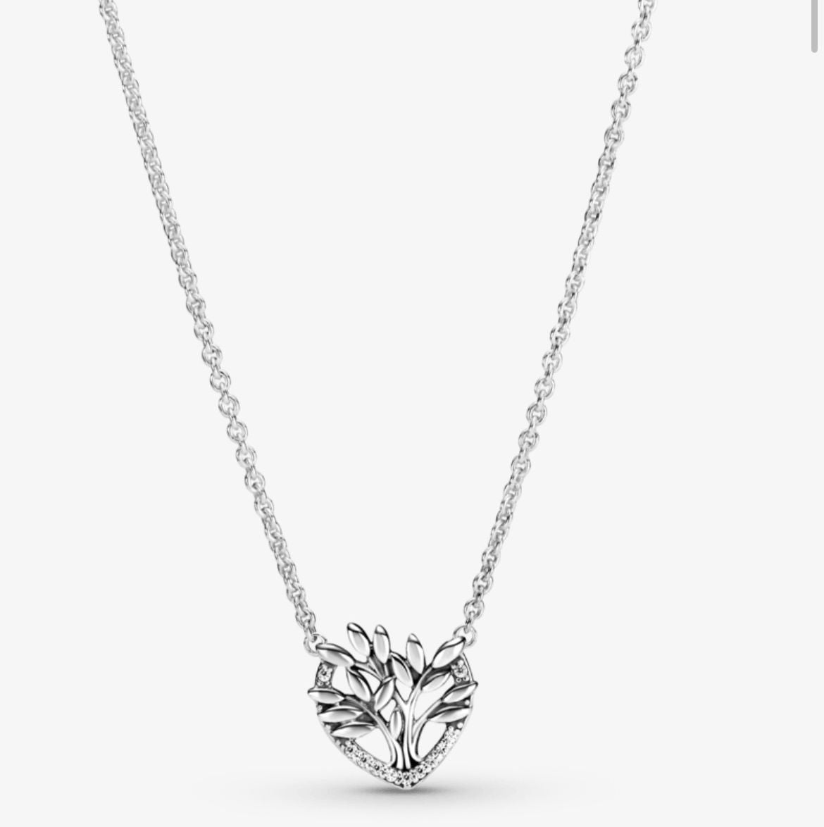 Collar con colgante de corazón con árbol genealógico