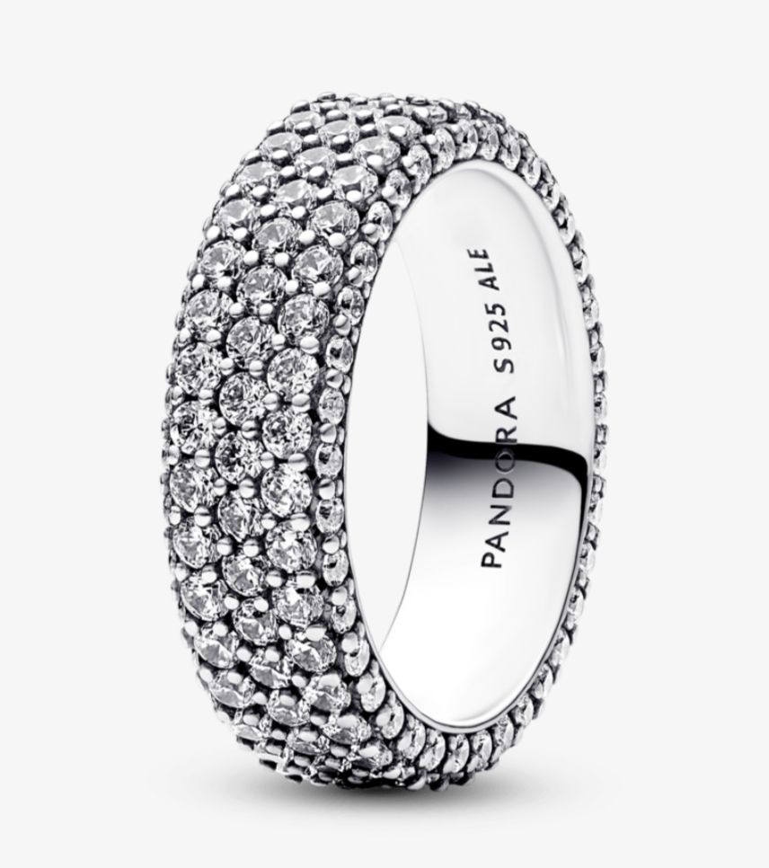 Anillo hilera de pavé triple pandora timeless