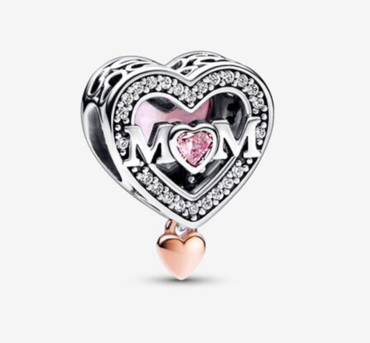 Charm "MOM" con corazon rosado