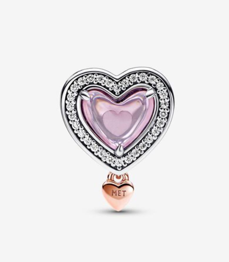 Charm "MOM" con corazon rosado